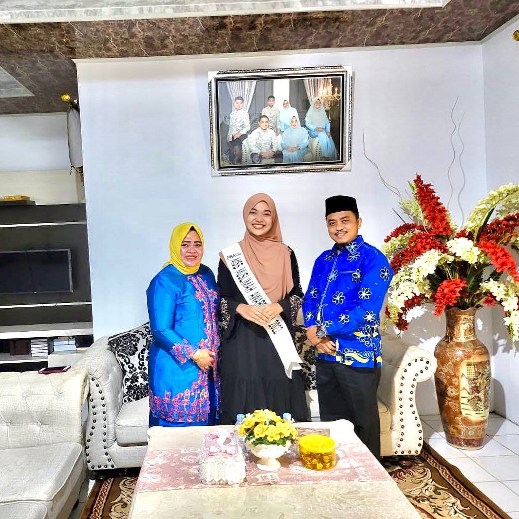 Wakil Ketua DPRD Kampar Dukung Nola Nalurita pada Ajang Miss Muslimah Award Riau 2022