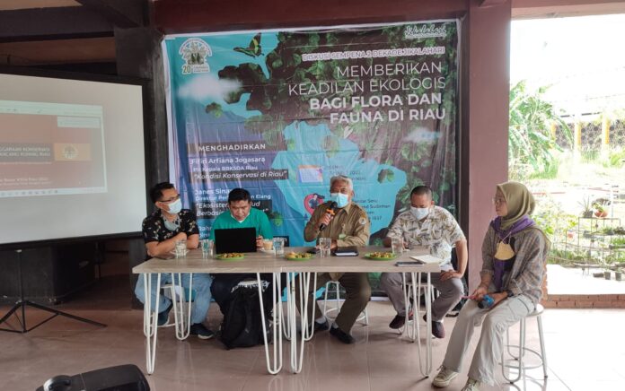 Semarak Sempena Dua Dekade, Jikalahari Adakan Diskusi Tentang Keadilan Ekologis Bagi Flora dan Fauna di Riau