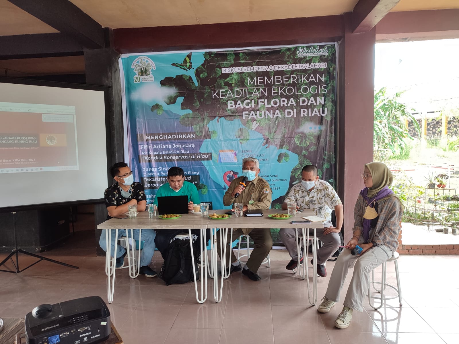 Semarak Sempena Dua Dekade, Jikalahari Adakan Diskusi Tentang Keadilan Ekologis Bagi Flora dan Fauna di Riau