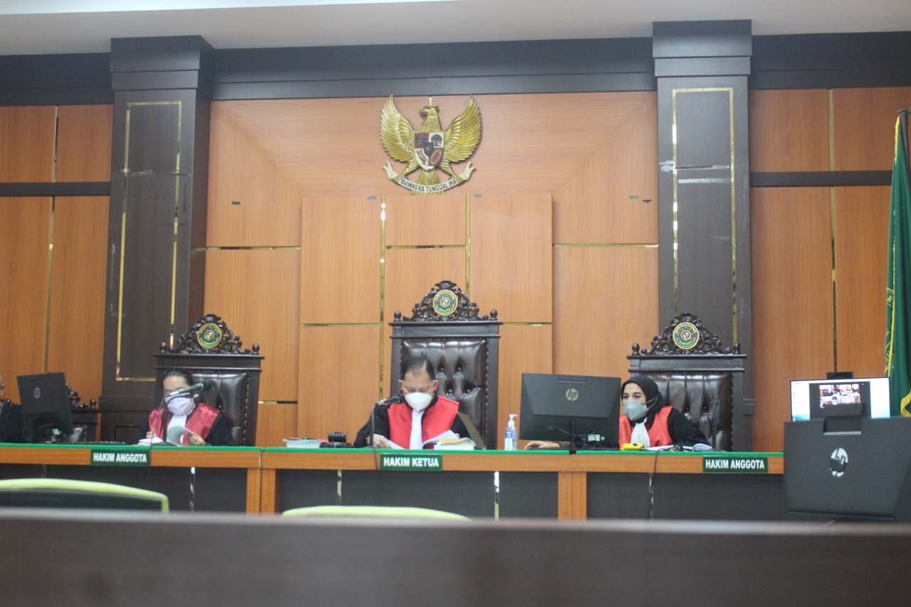 Bacakan Eksepsi, Kuasa Hukum Ketua Kopsa M Anthony Hamzah Anggap Dakwaan Jaksa Kabur