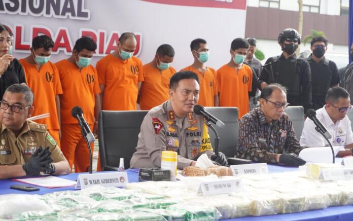 Polda Riau Musnahkan 91 Kg Sabu, 25 Kg Ganja, dan 108 Pil Ekstasi